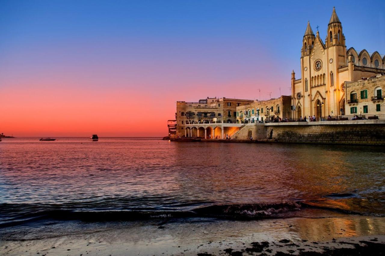 Luxurious Apt With Ocean Views And Pool In Tigne Point Sliema Luaran gambar