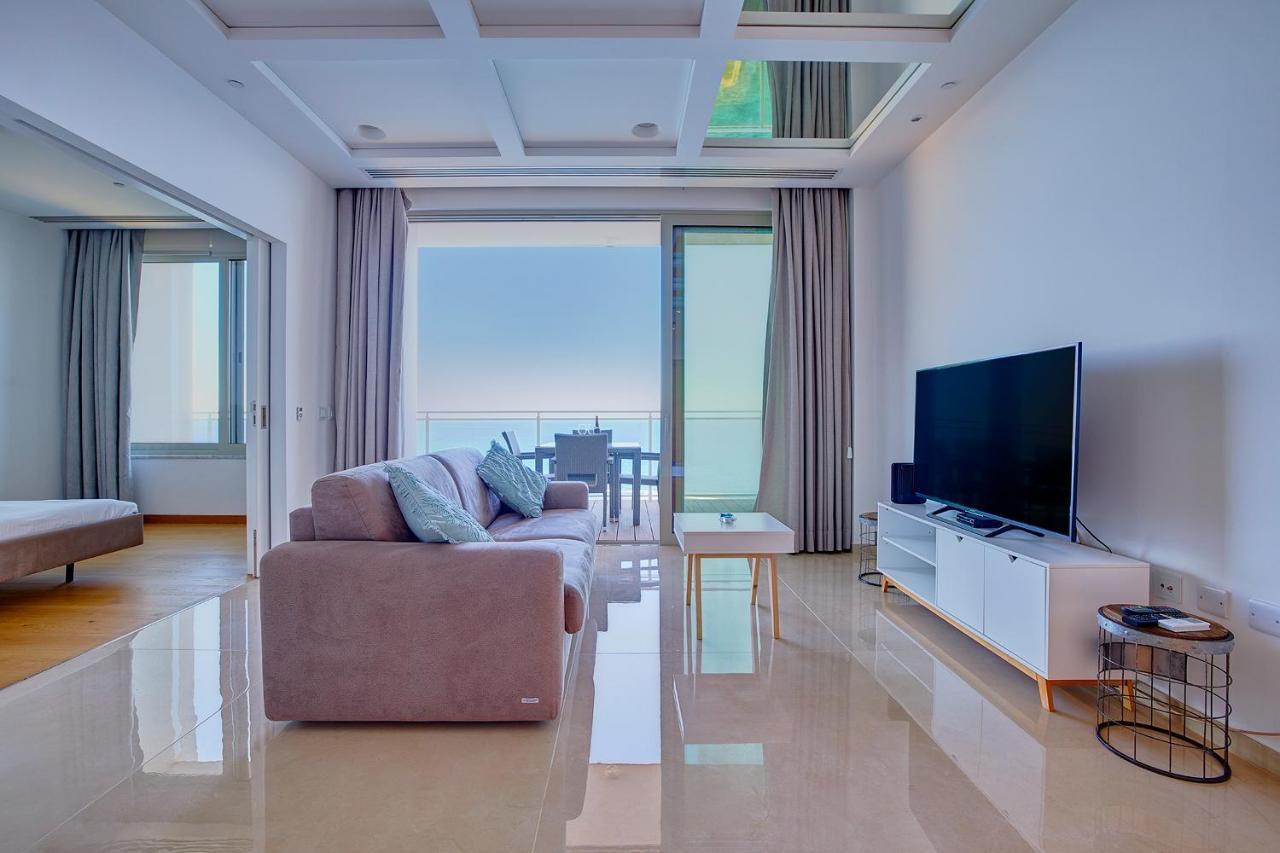 Luxurious Apt With Ocean Views And Pool In Tigne Point Sliema Luaran gambar